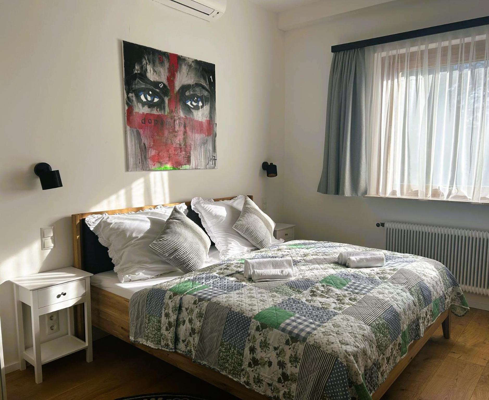 Landhaus Am Kurpark Баден Екстериор снимка