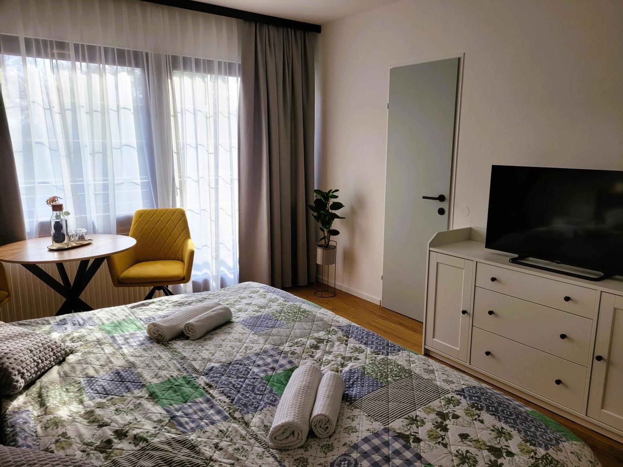 Landhaus Am Kurpark Баден Екстериор снимка